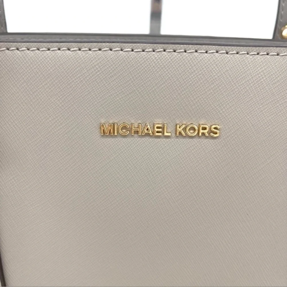 Michael Kors Voyager Tote Bag Grey